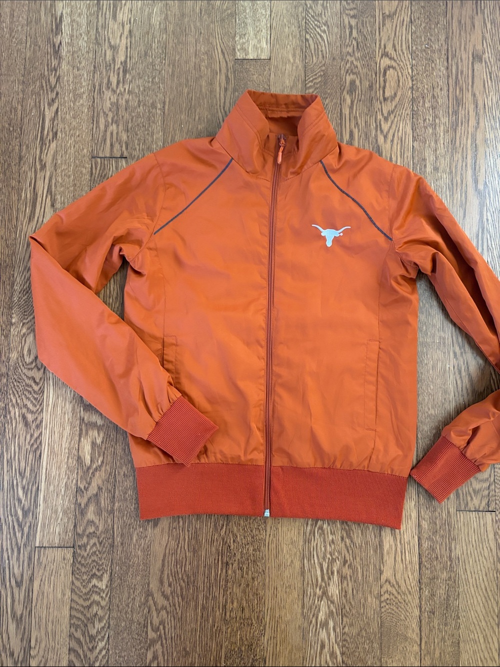 University of Texas Longhorns Women’s size Small Lightweight zip up jacket